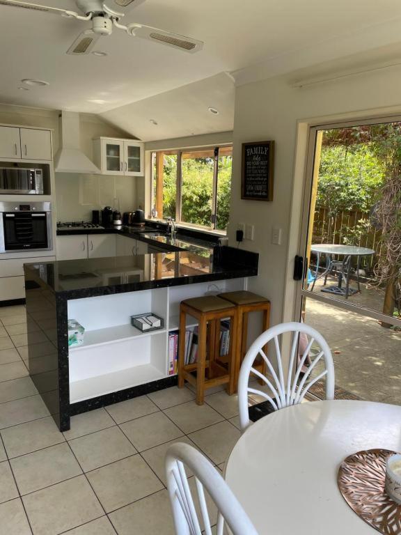 Spacious Home Paraparaumu Εξωτερικό φωτογραφία